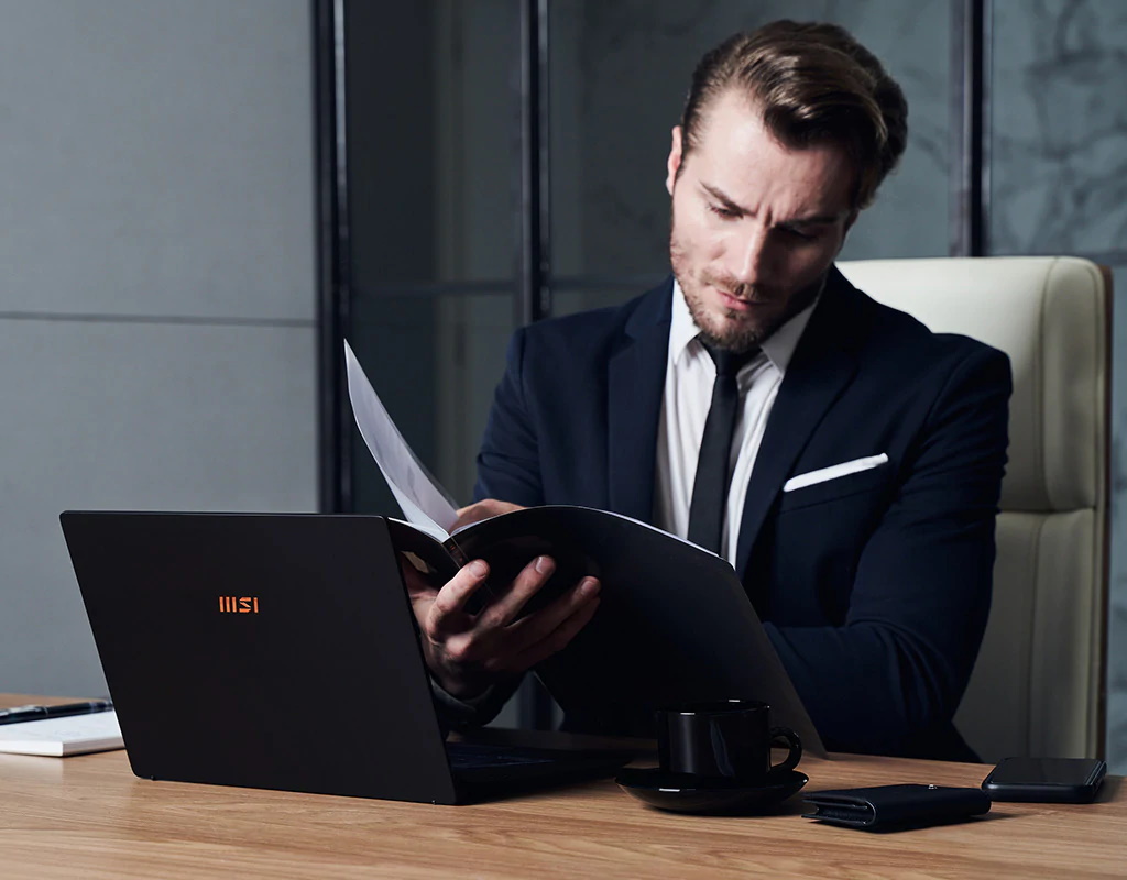 Biznis notebook SUMMIT